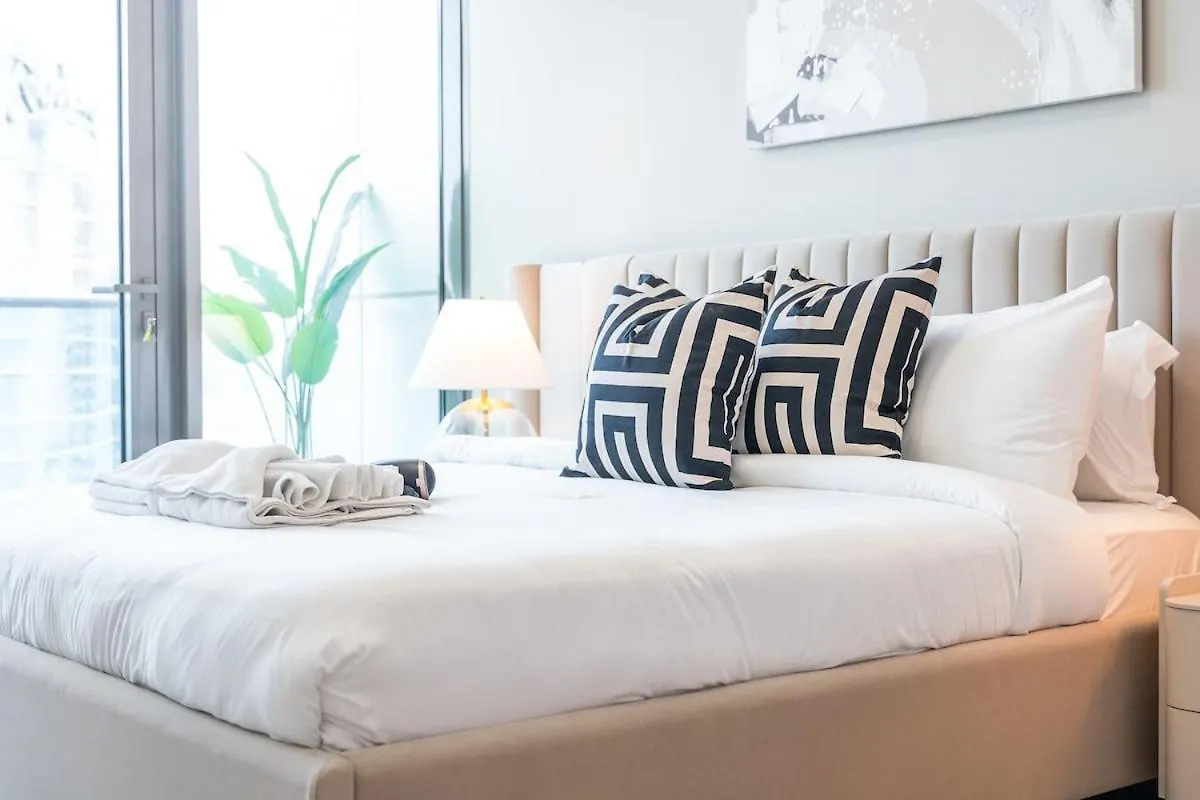 Trendy 1-Bedroom Apartment In Business Bay Dubái 0*,  Emiratos Árabes Unidos